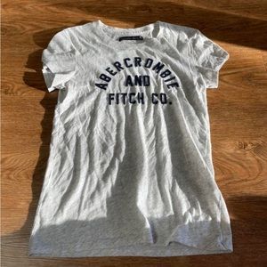 Abercrombie & Fitch T-shirt